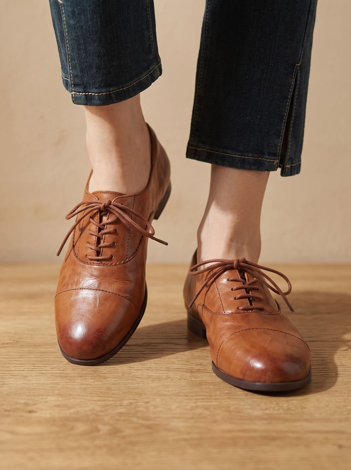 Women's Cushioned Cap Toe Leather Lace-Ups with Rubber Sole
