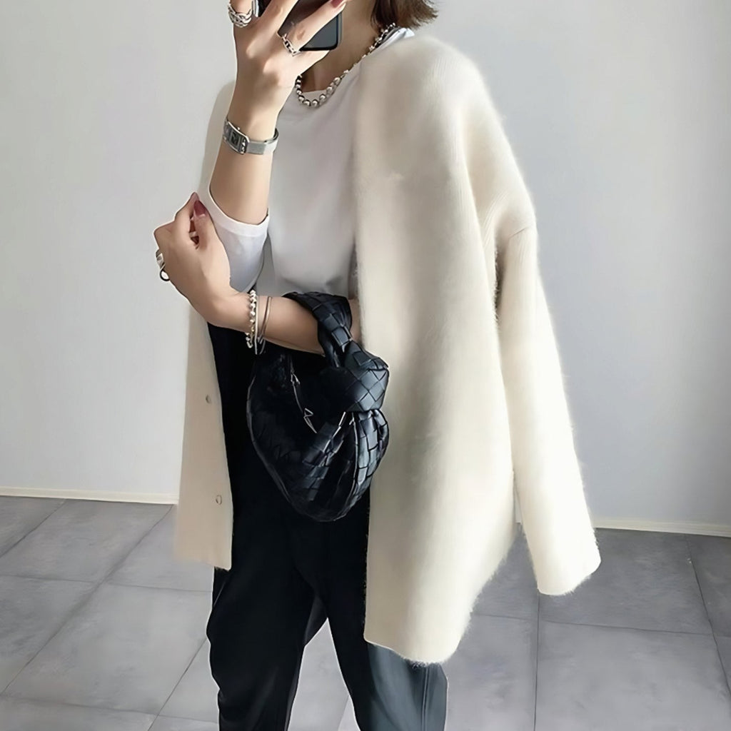 Women's Hip-Length Snap Front Relaxed Knit Layering Cardigan