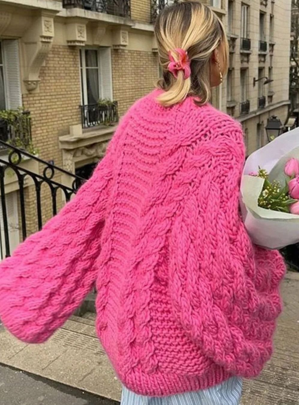 Women's Chunky Cable-Knit Roomy Crew Sweater - Pink