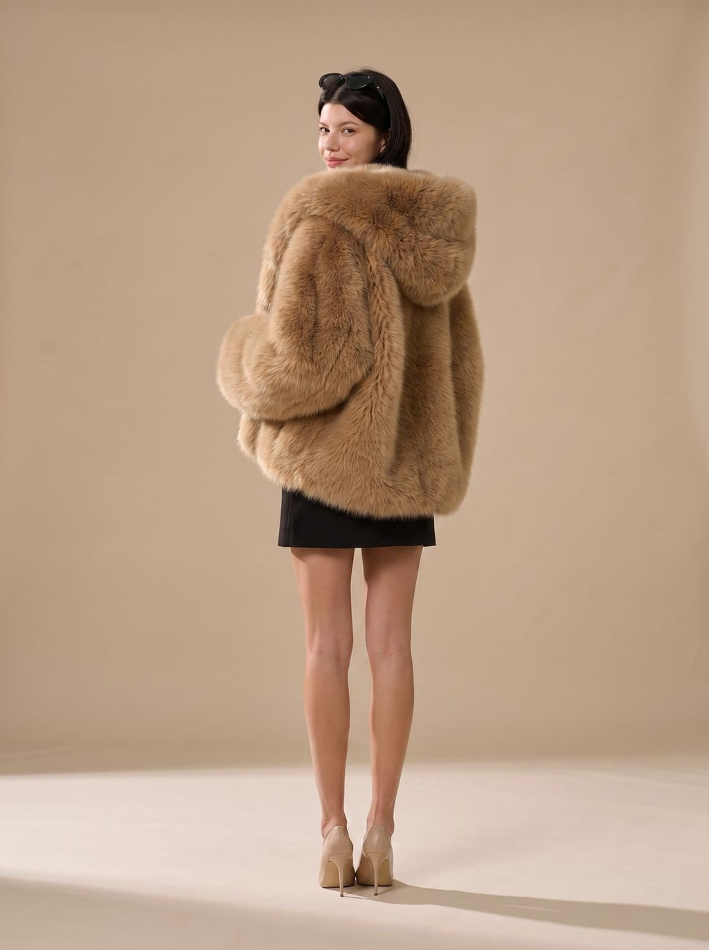 Women's Oversized Hooded Faux Fur Long Sleeve Winter Coat