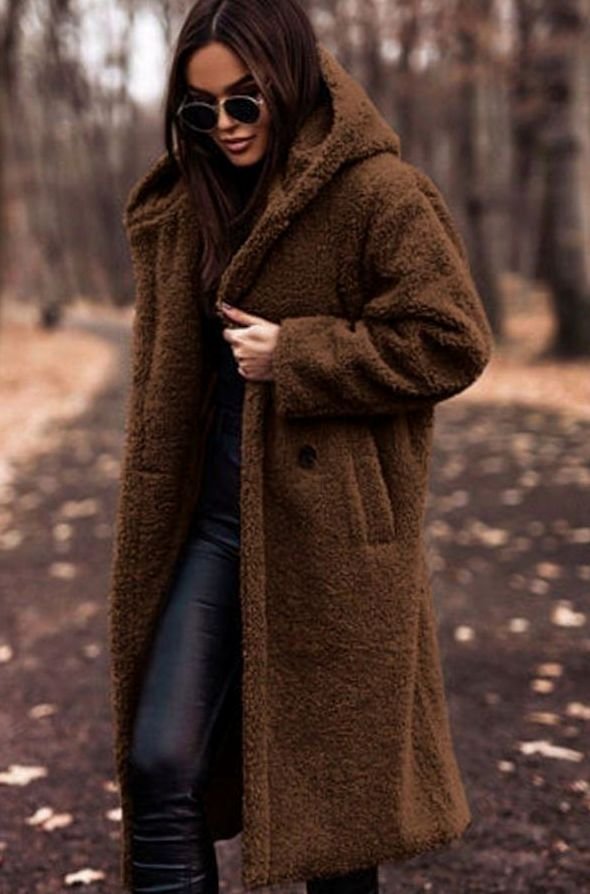 Women's Oversized Hooded Faux Fur Long Winter Coat