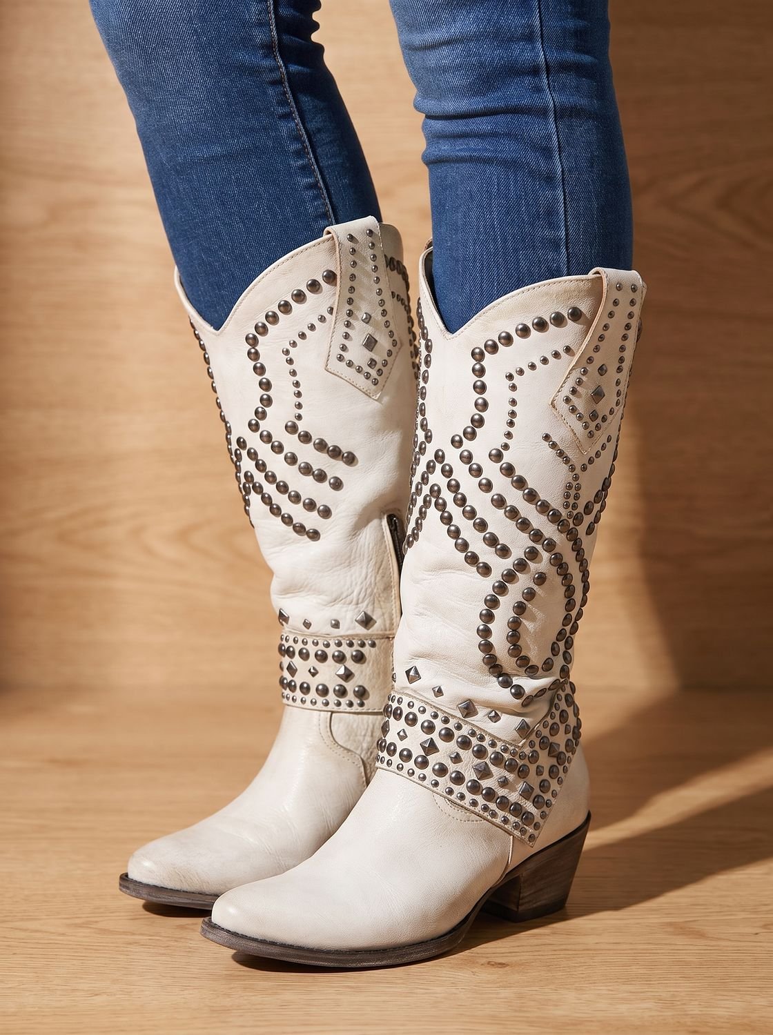 Women's Rivet Shaft Orthopedic Western Boots with Pointed Toe - White
