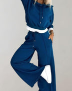 Women's Two-Piece Cropped Hoodie Wide-Leg Tracksuit Pants Set