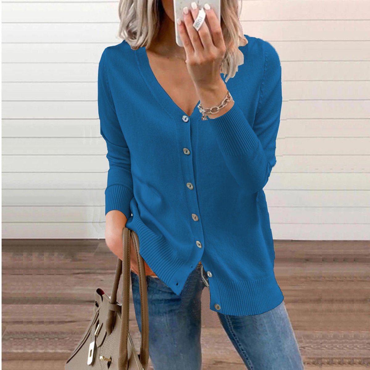 Women's V-Neck Button-Front Long Sleeve Knit Cardigan