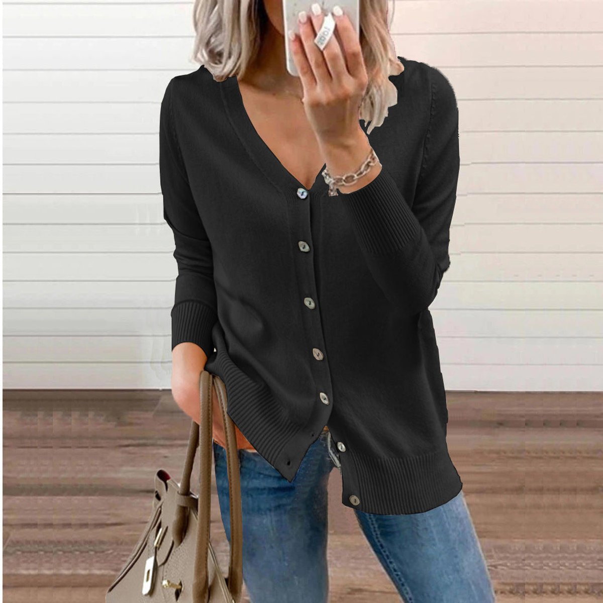 Women's V-Neck Button-Front Long Sleeve Knit Cardigan