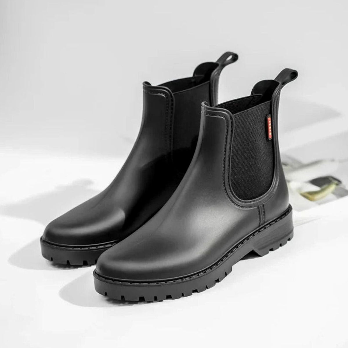 Women's Winter-Ready Sealed Rubber Chelsea Booties